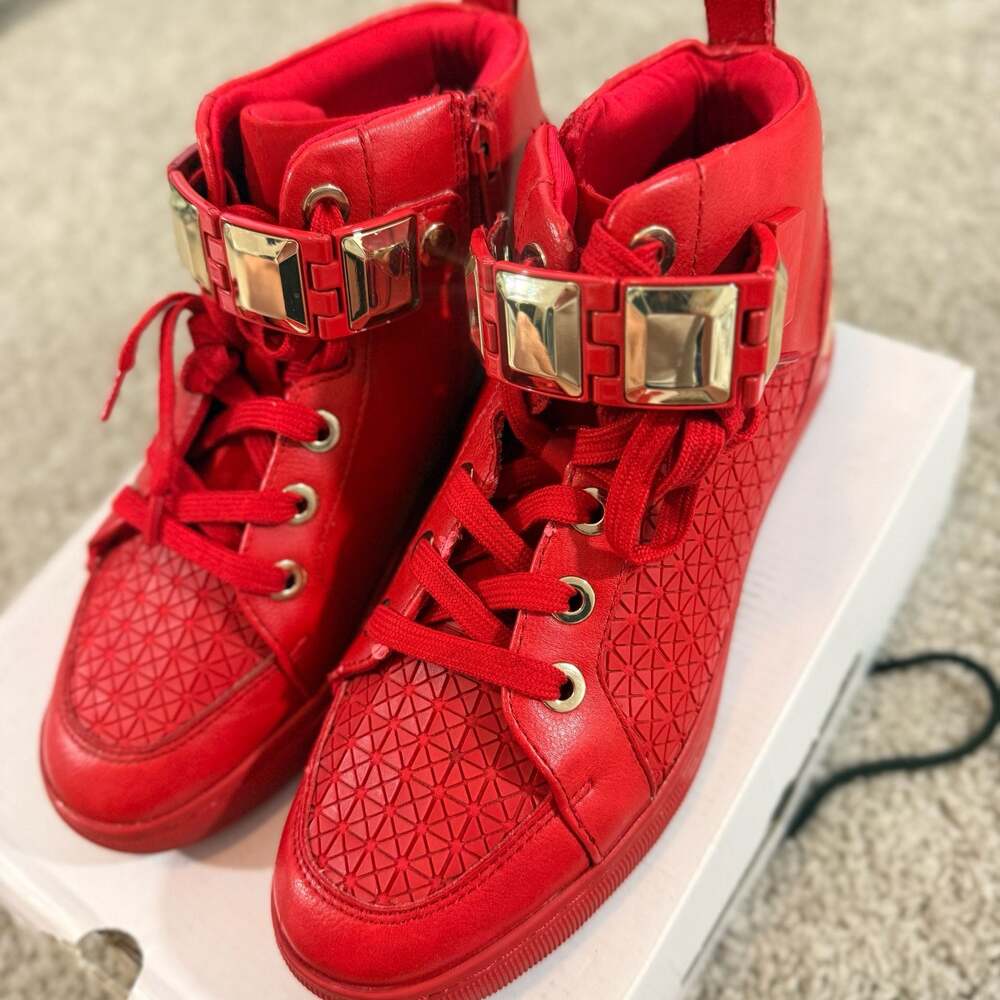 ALDO Choilla Red High Top Sneakers Mens 9 Gold Stud Strap Streetwear EUC